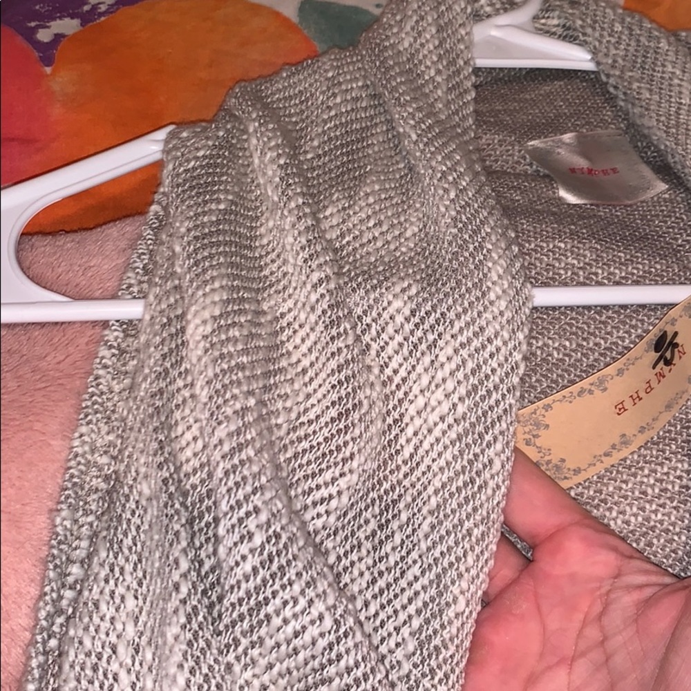 Vest - Picture 3 of 3
